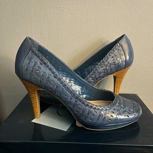 NEW Andrew Geller Shoes